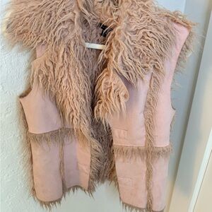 Bebe Faux Fur & Suede Vest – Size Small